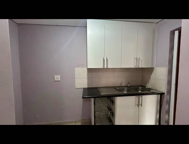 3 BEDROOM PROPERTY TO RENT IN ARBORETUM